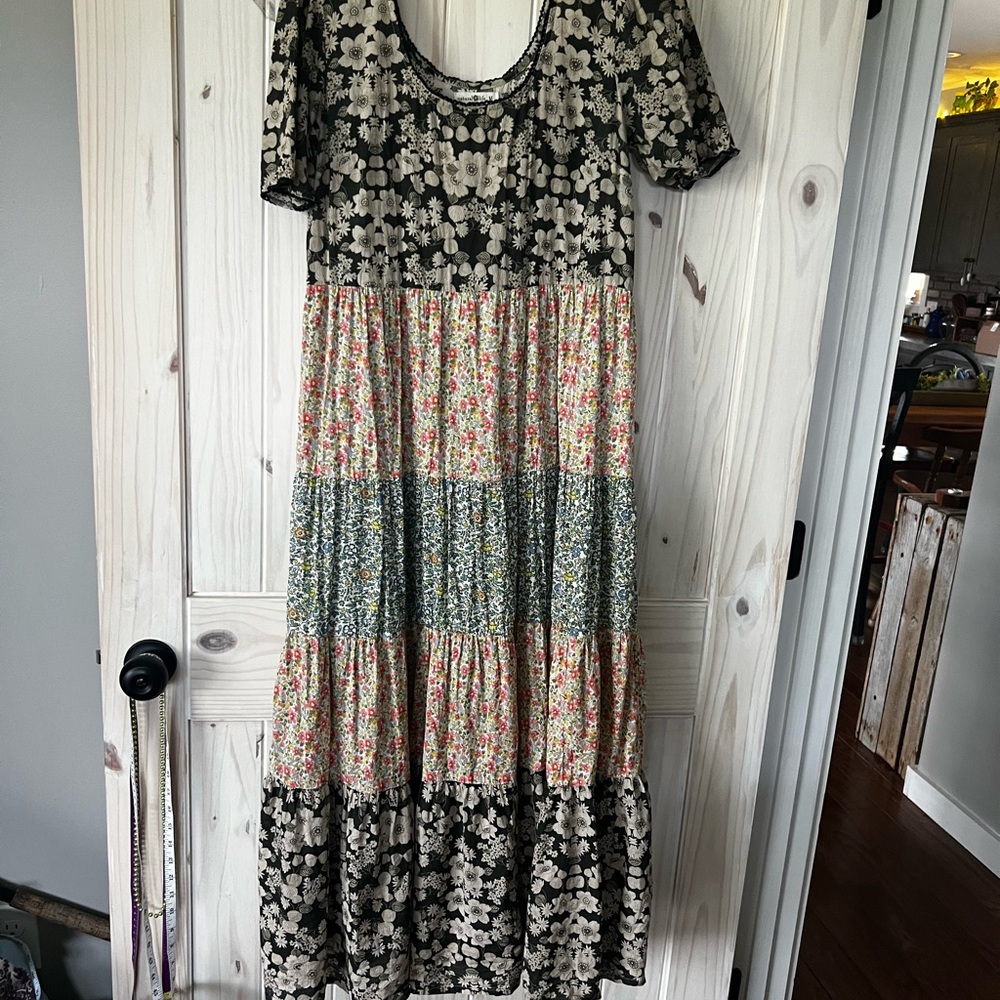 NATURAL LIFE Floral Tiered Maxi Dress with Multicolor Panels
